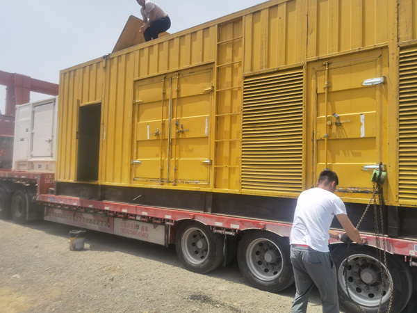 利辛除了负载情况和发动机维护，还有哪些因素会影响 200kw 柴油发电机的油耗？