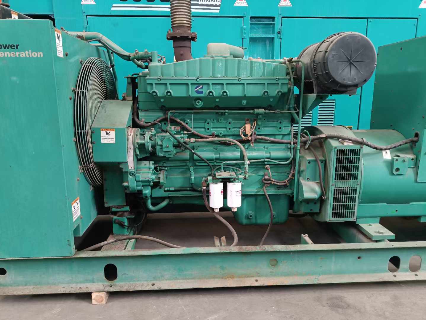 利辛过载会对 600kW 柴油发电机组造成哪些损害？