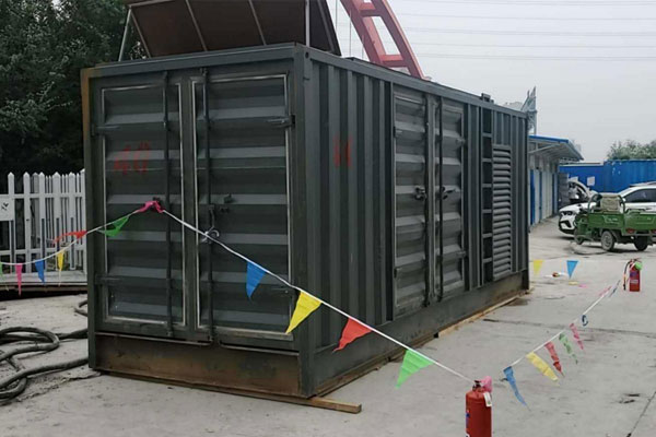利辛发电机租赁空气滤清器多久更换一次？